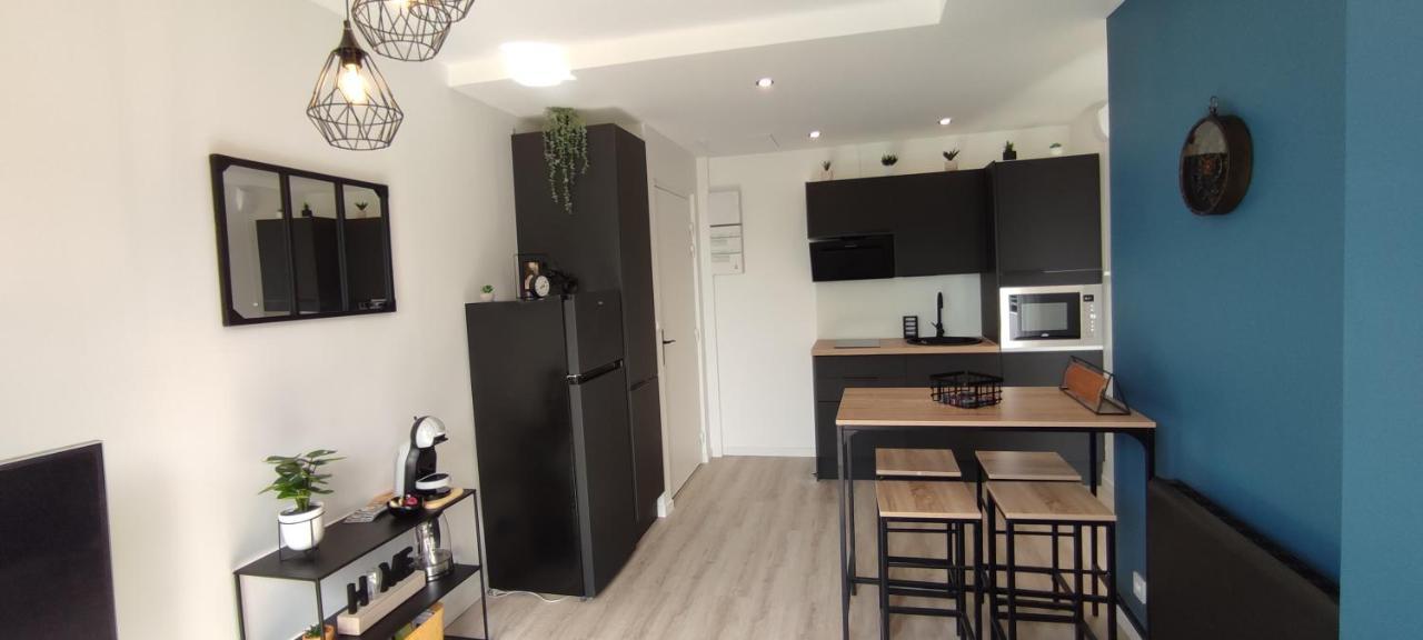 Appartement T2 Moderne, Calme, Propre, Parking, Balcon Vue *